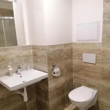 Brand New Studio Apartment # 45 With Free Parking In The City Center Prague Exterior photo