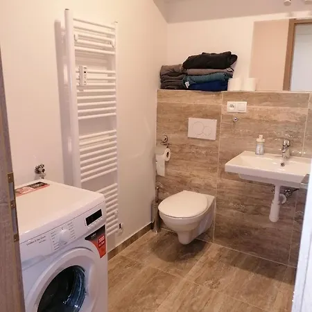 Brand New Studio Apartment # 45 With Free Parking In The City Center Prague Exterior photo