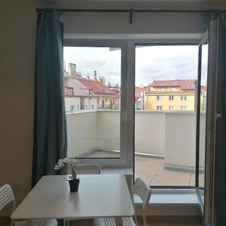 Brand New Studio Apartment # 45 With Free Parking In The City Center Prague Exterior photo